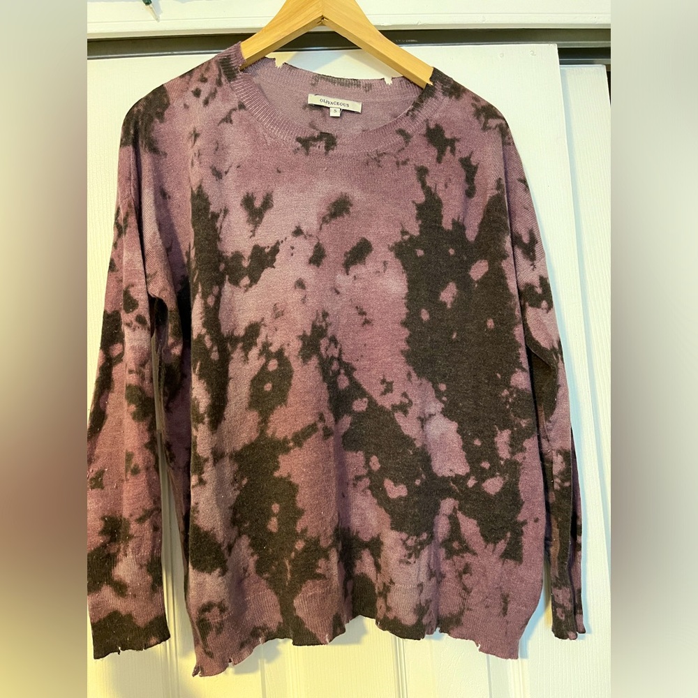 Olivaceous Boutique size small
